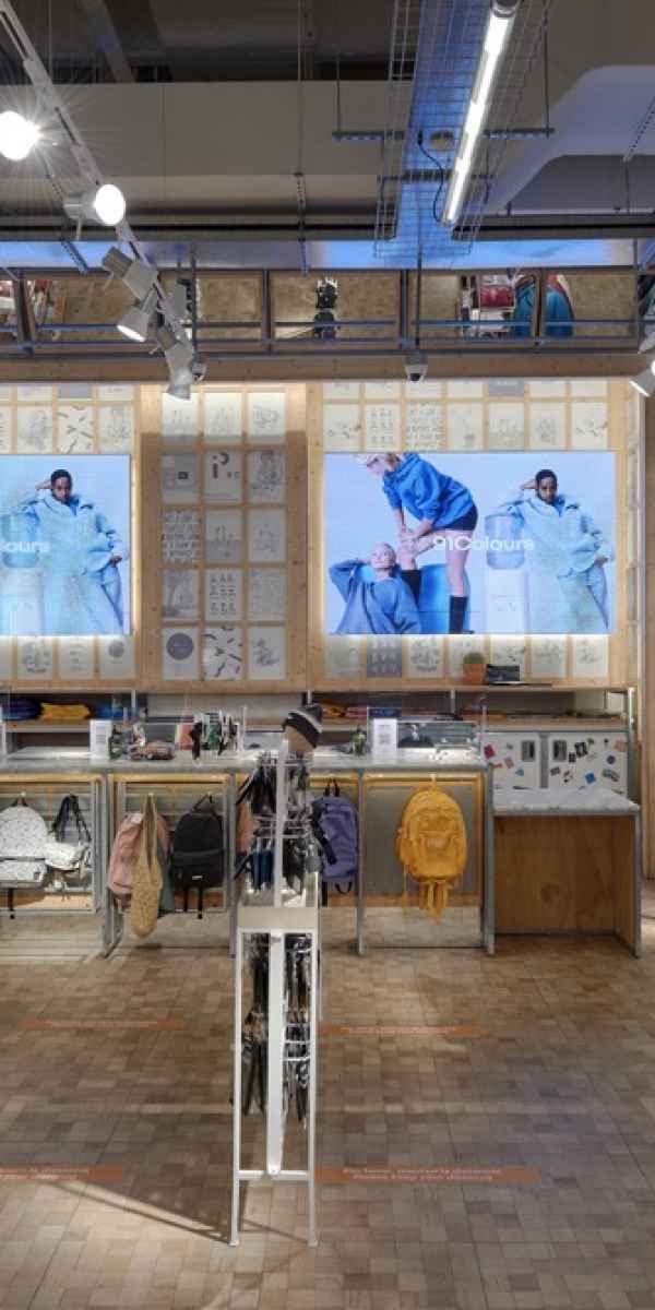 PULL & BEAR